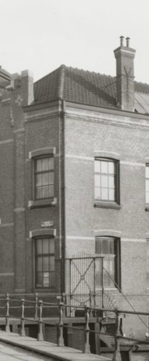 Kondor Wessels Amsterdam - Grote Bickersstraat 2_4 - Header